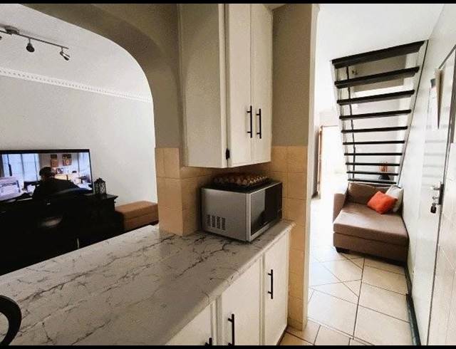 3 BEDROOM TOWNHOUSE FOR SALE IN DIE HOEWES